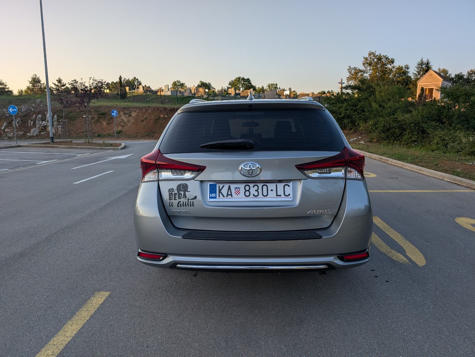 Toyota Auris karavan TS 1,4 D-4D Sport, fotografija 5
