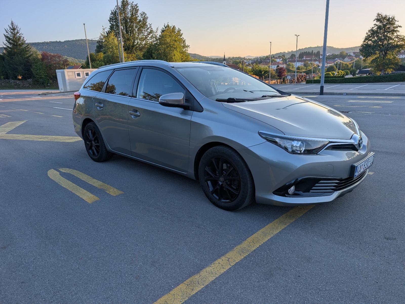 Toyota Auris karavan TS 1,4 D-4D Sport, fotografija 3