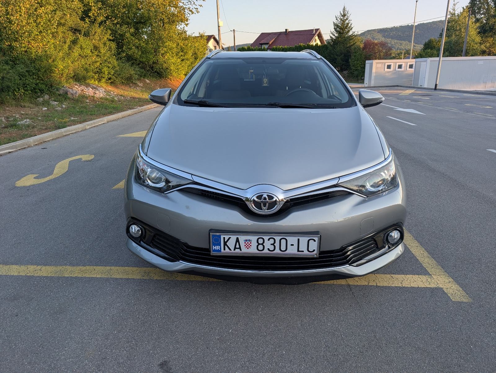 Toyota Auris karavan TS 1,4 D-4D Sport, fotografija 2