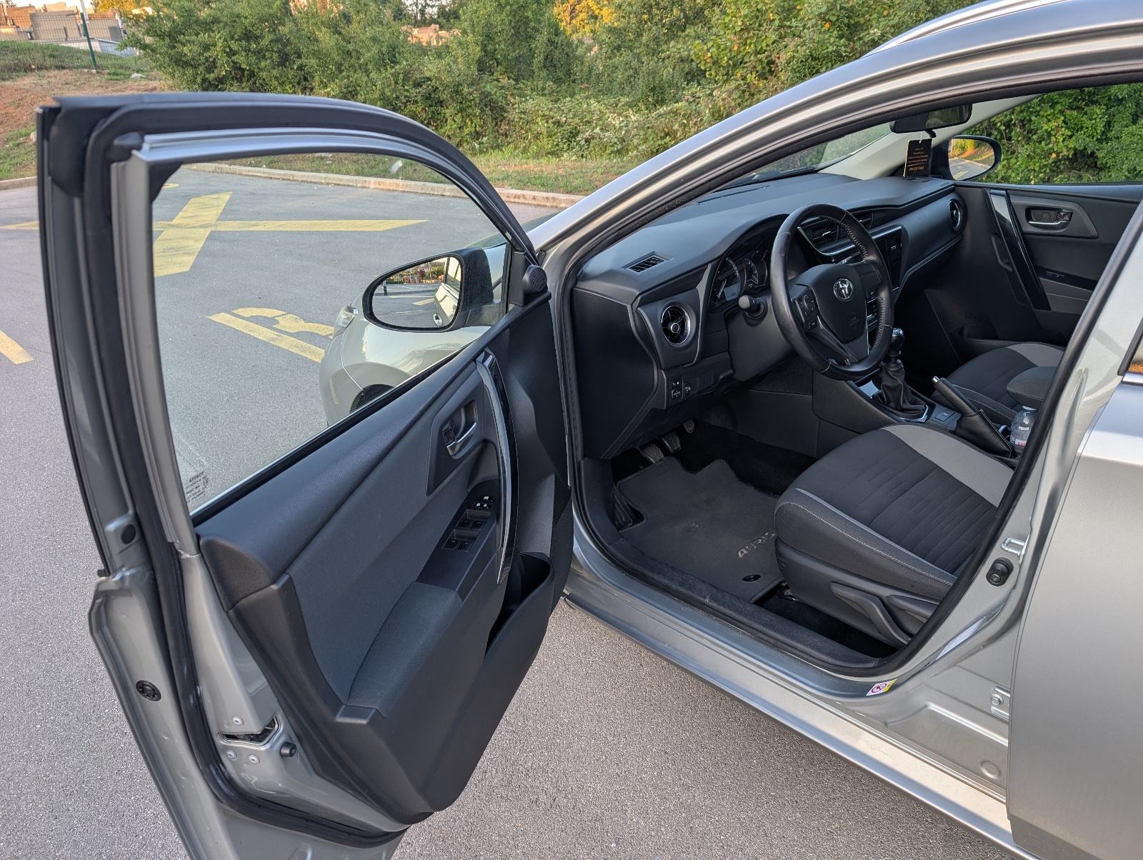 Toyota Auris karavan TS 1,4 D-4D Sport, fotografija 7