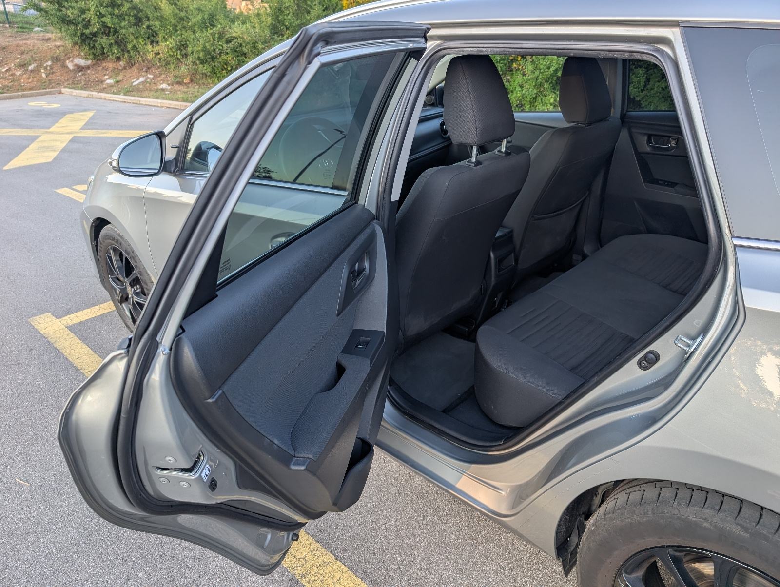 Toyota Auris karavan TS 1,4 D-4D Sport, fotografija 8