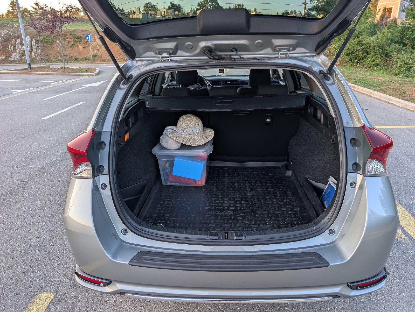 Toyota Auris karavan TS 1,4 D-4D Sport, fotografija 15