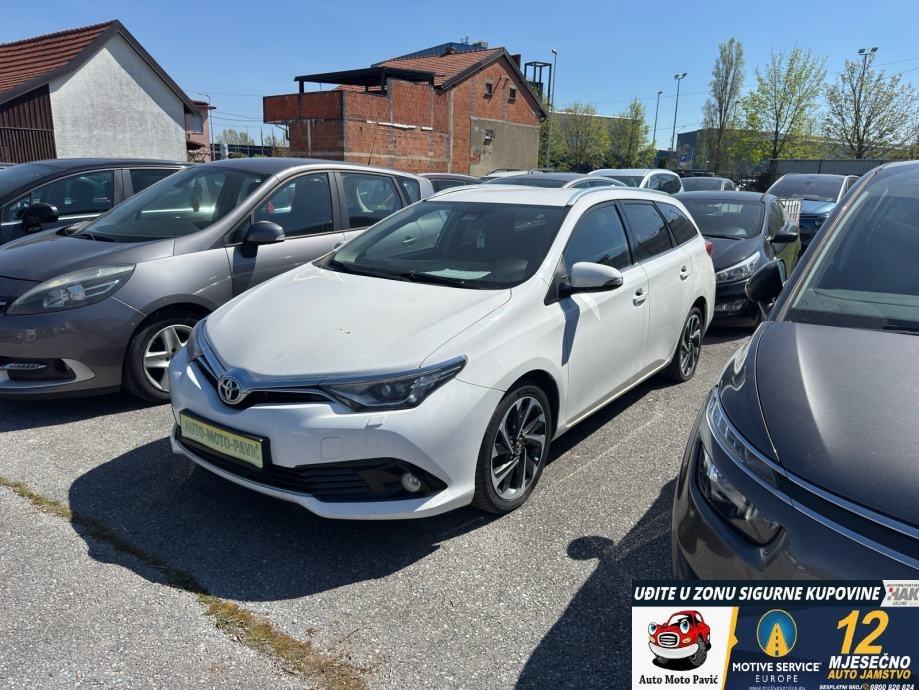 Toyota Auris karavan, pogled izvana - slika 1