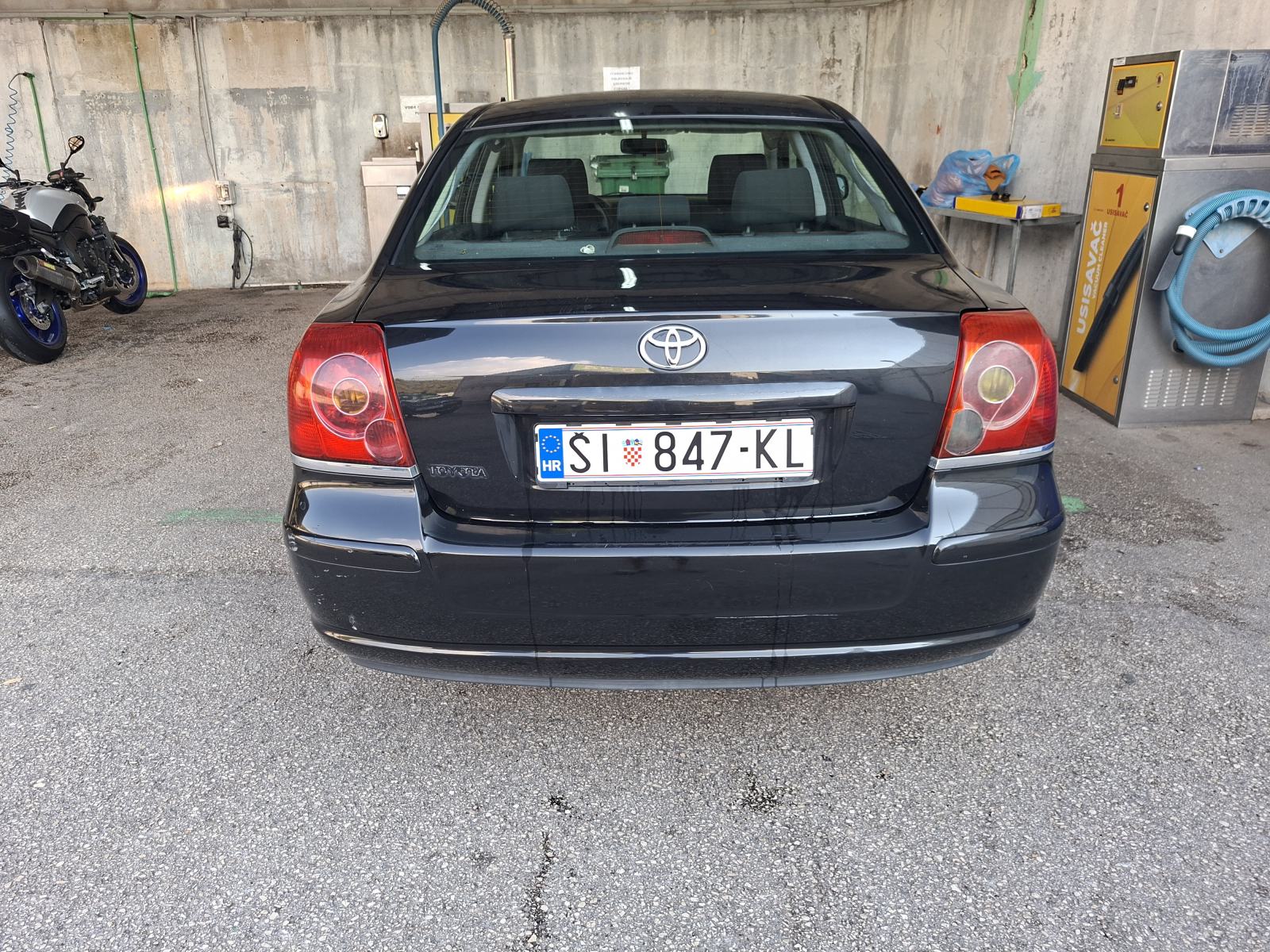 Toyota Avensis 1,6 VVT-i, fotografija 11