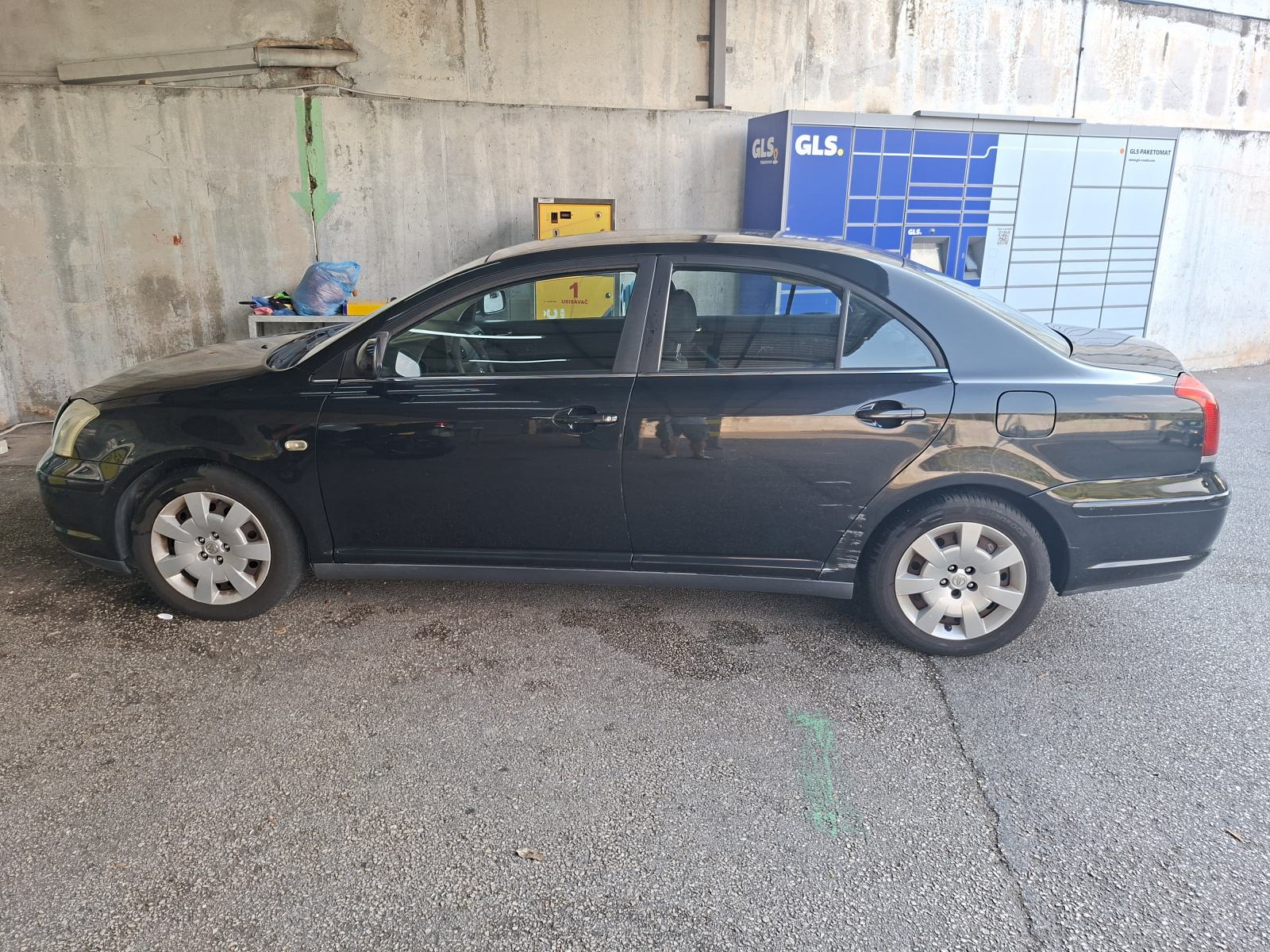 Toyota Avensis 1,6 VVT-i, fotografija 12