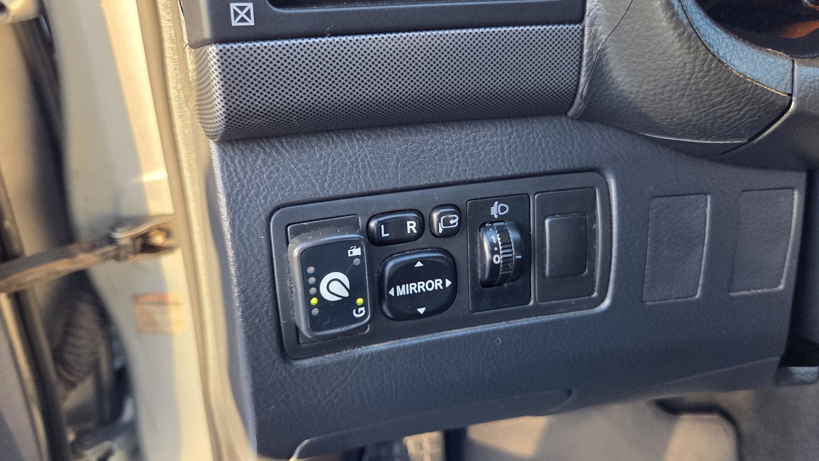 Toyota Avensis 1,8 VVT-i atestiran plin 386 tkm klima, fotografija 15