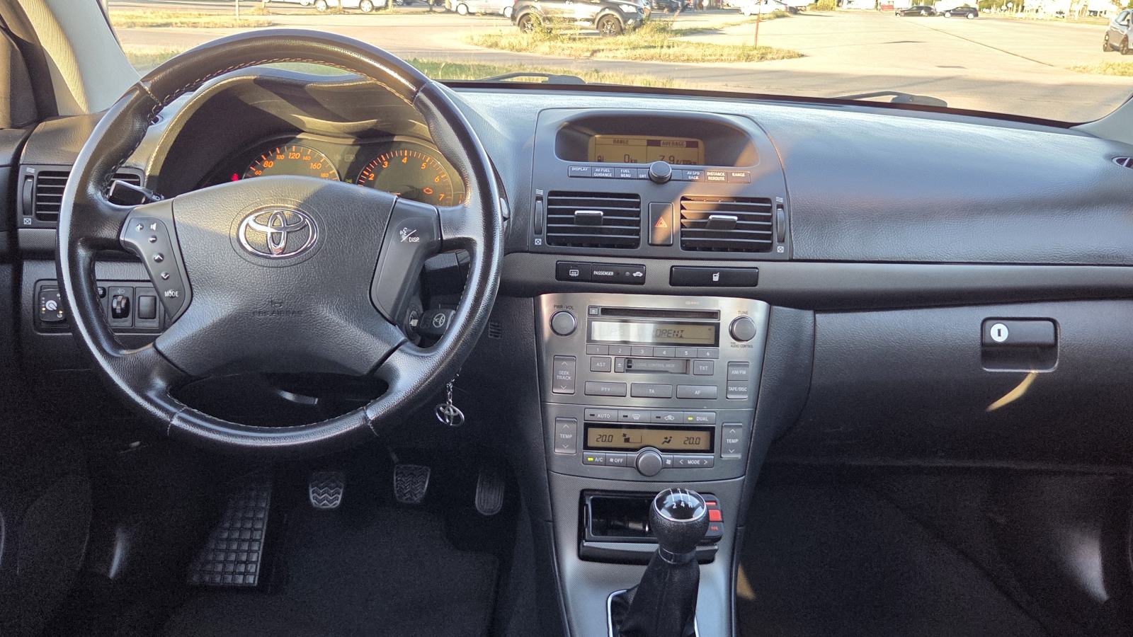 Toyota Avensis 1,8 VVT-i atestiran plin 386 tkm klima, fotografija 17