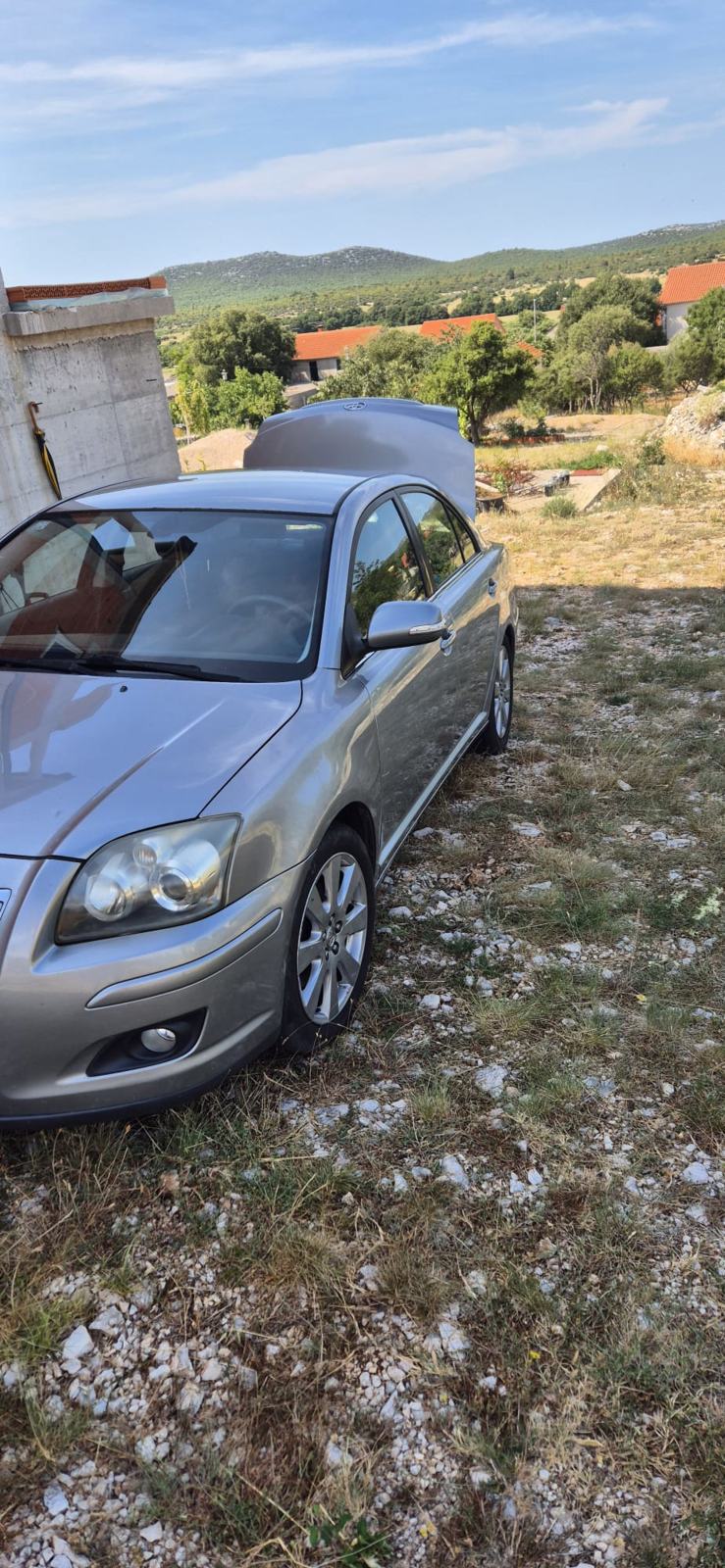 Toyota Avensis 2.0 D-4D Luna 2008, fotografija 3