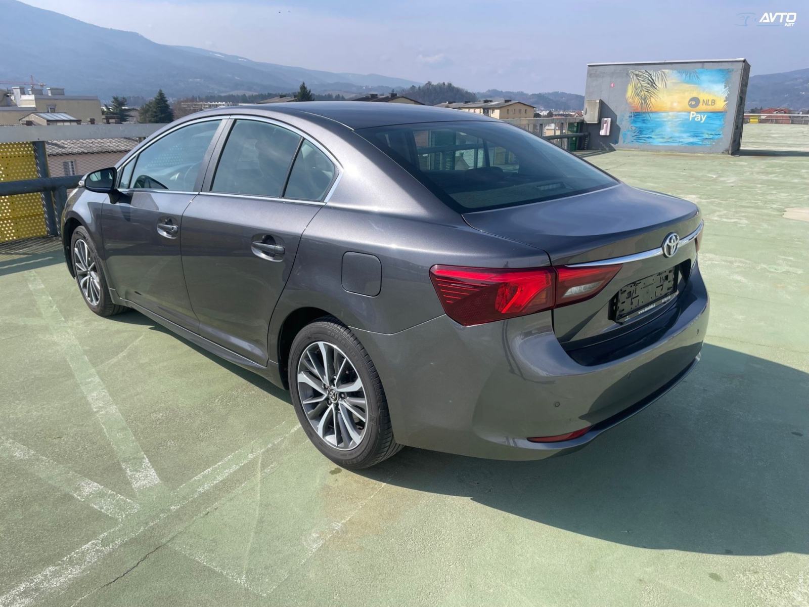 Toyota Avensis 2.0 D-4D Luna XSENON.NAVI.2XPDC., fotografija 6