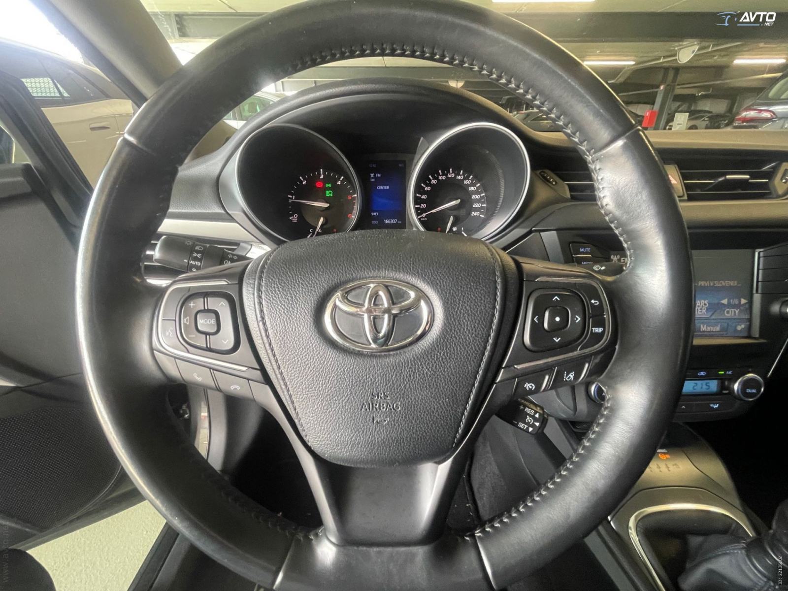 Toyota Avensis 2.0 D-4D Luna XSENON.NAVI.2XPDC., fotografija 16