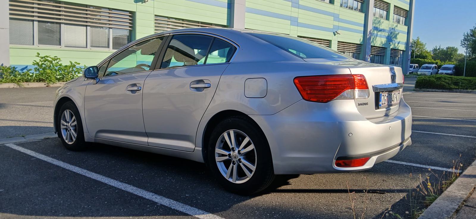 Toyota Avensis 2.0 D-4D Redizajn, HR auto164tkm • Reg. 4/2027. • 8200€, fotografija 2