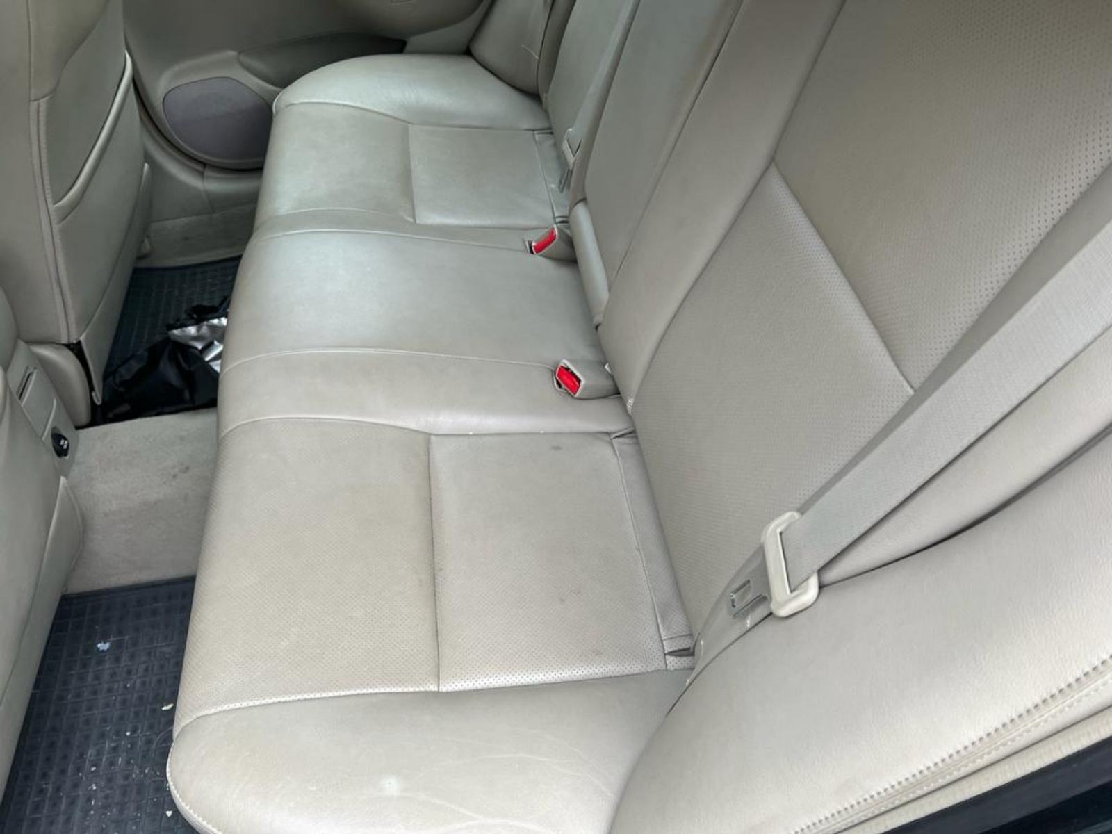 Toyota Avensis 2,0, fotografija 6