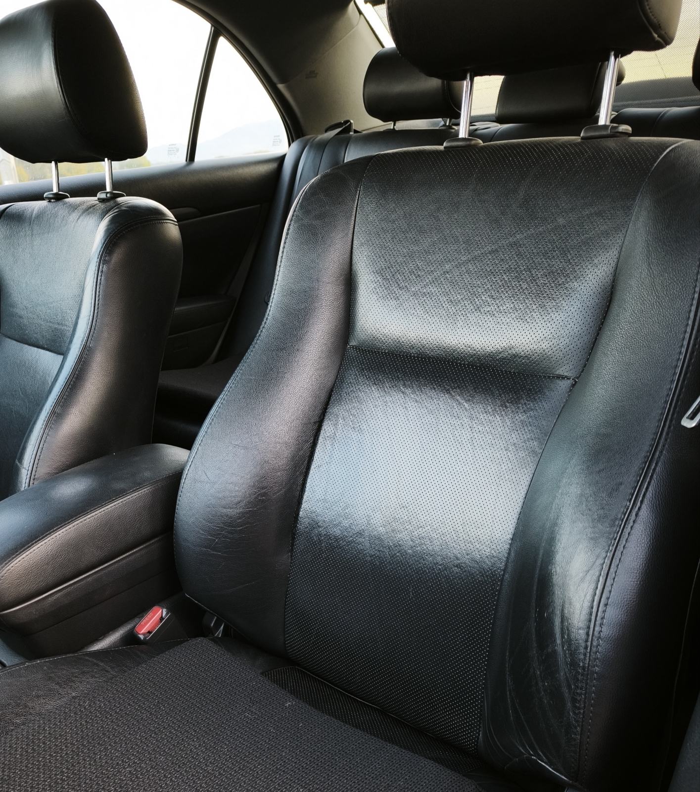 Toyota Avensis 2,2 D-4D, fotografija 6