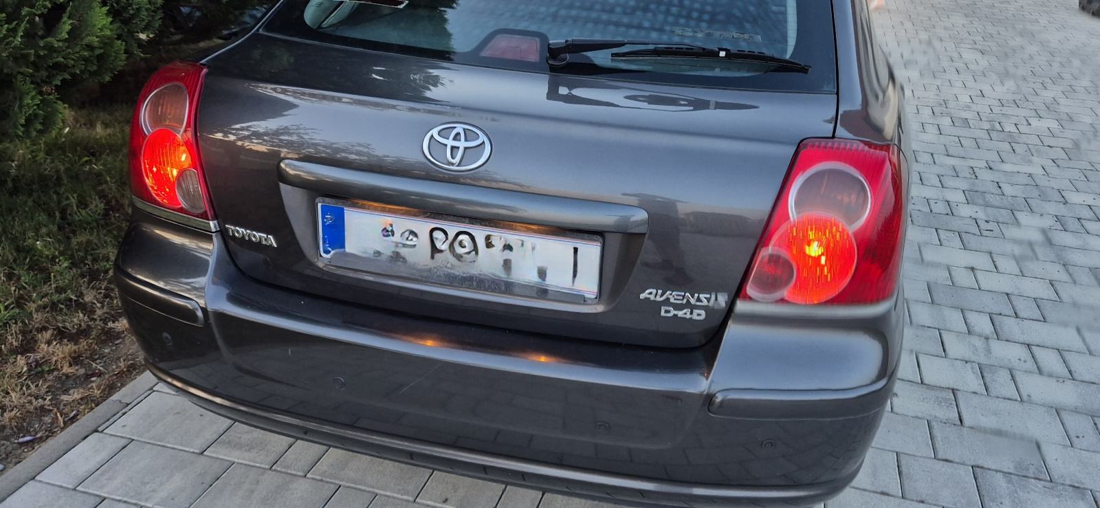 Toyota Avensis 2,2 D-4D, fotografija 8