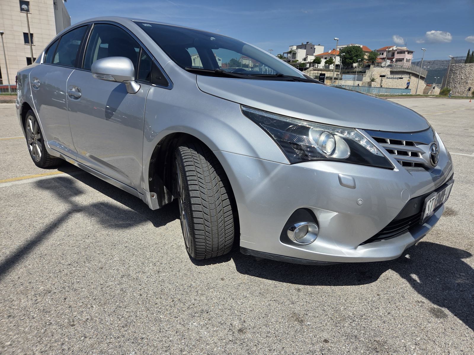 Toyota Avensis 2,2 D-4D Sol, reg 06/27, fotografija 4