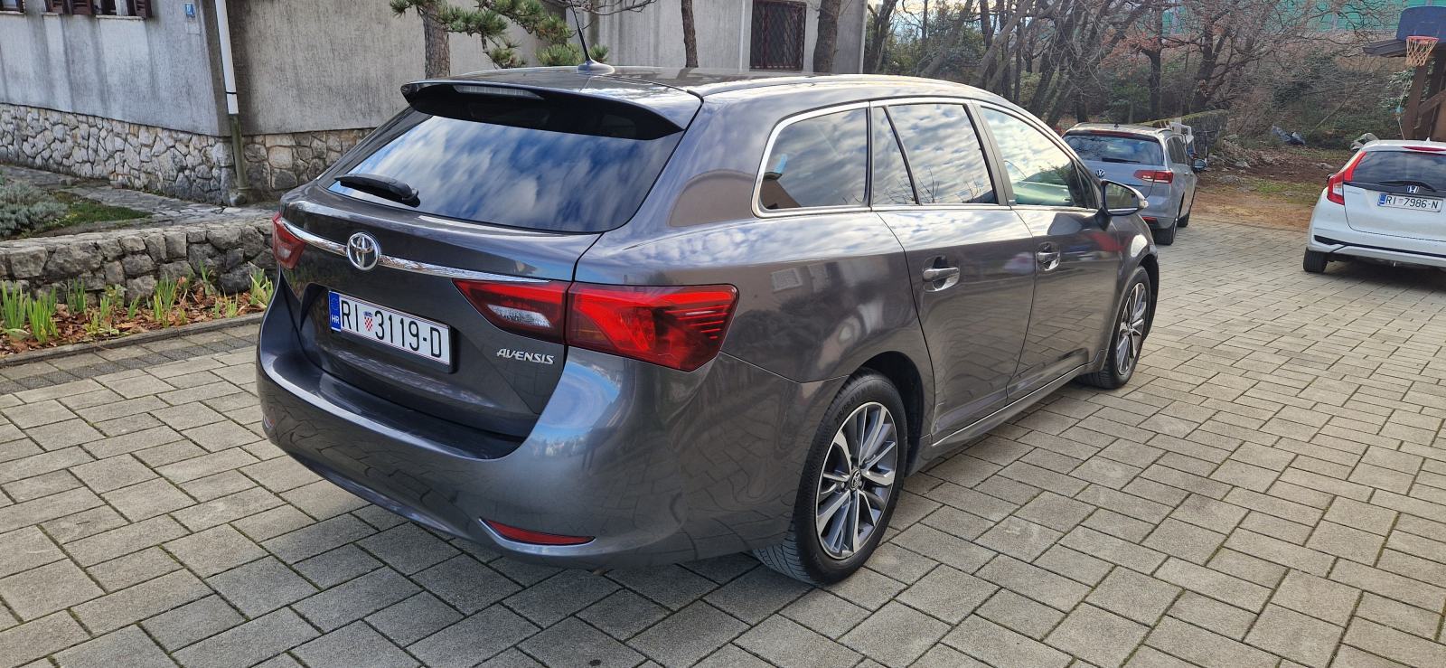Toyota Avensis Wagon, S-line,12/2016, reg. 04/2027, 2,0 diesel, 143KS, fotografija 8