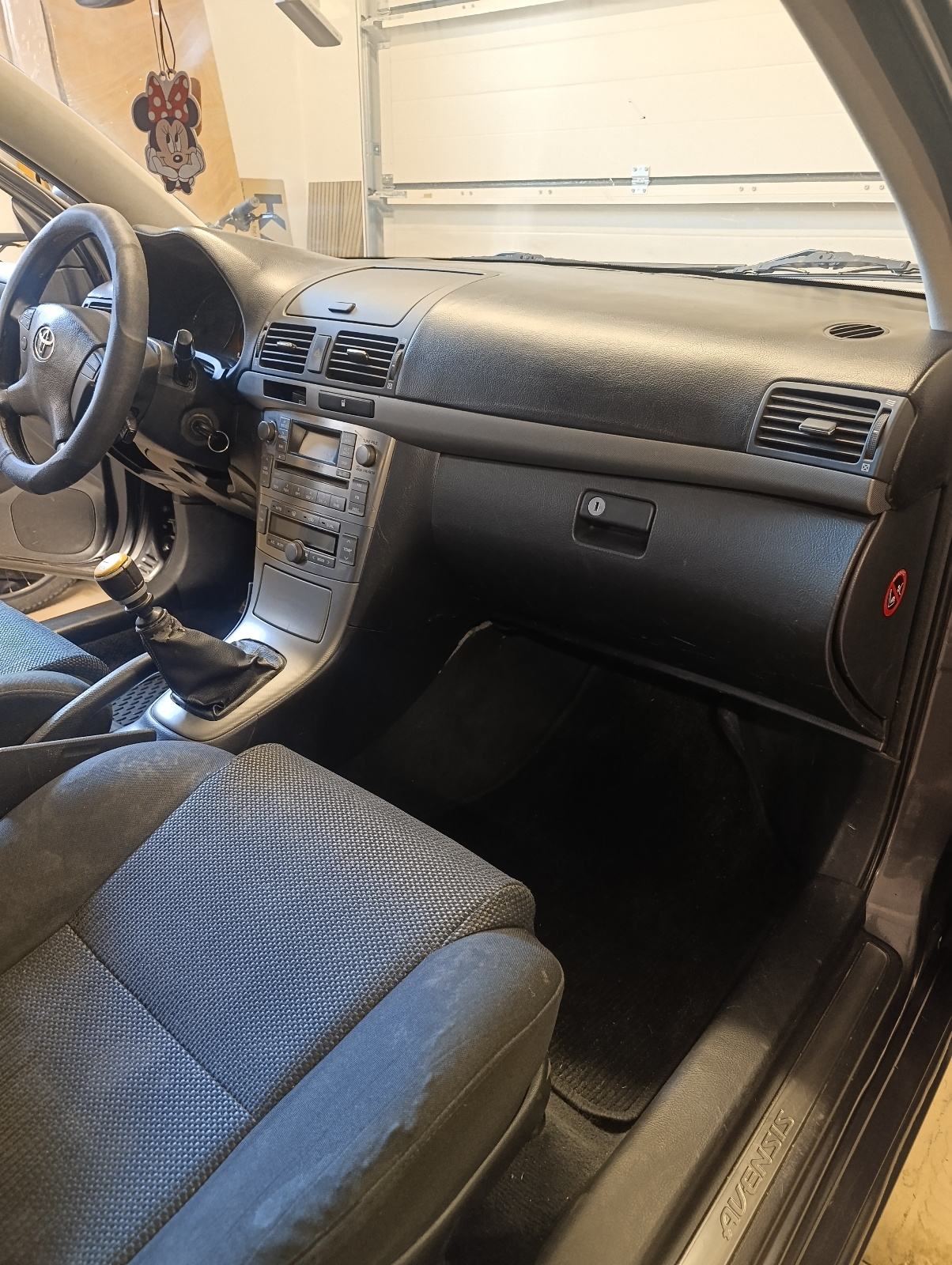 Toyota Avensis Wagon 2,0 D-4D TEMPOMAT, KLIMA, 6 BRZINA, fotografija 4