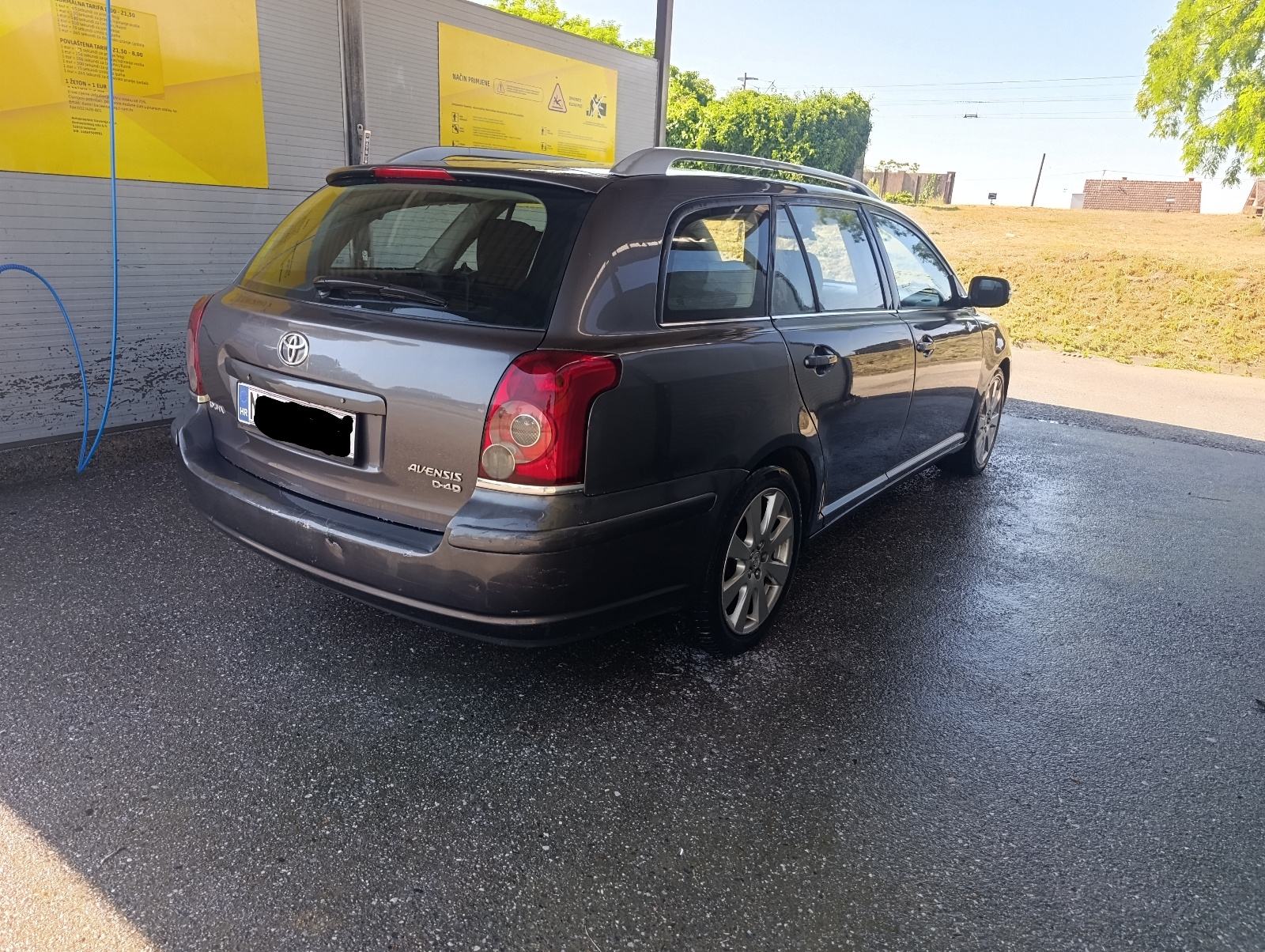 Toyota Avensis Wagon 2,0 D-4D TEMPOMAT, KLIMA, 6 BRZINA, fotografija 2