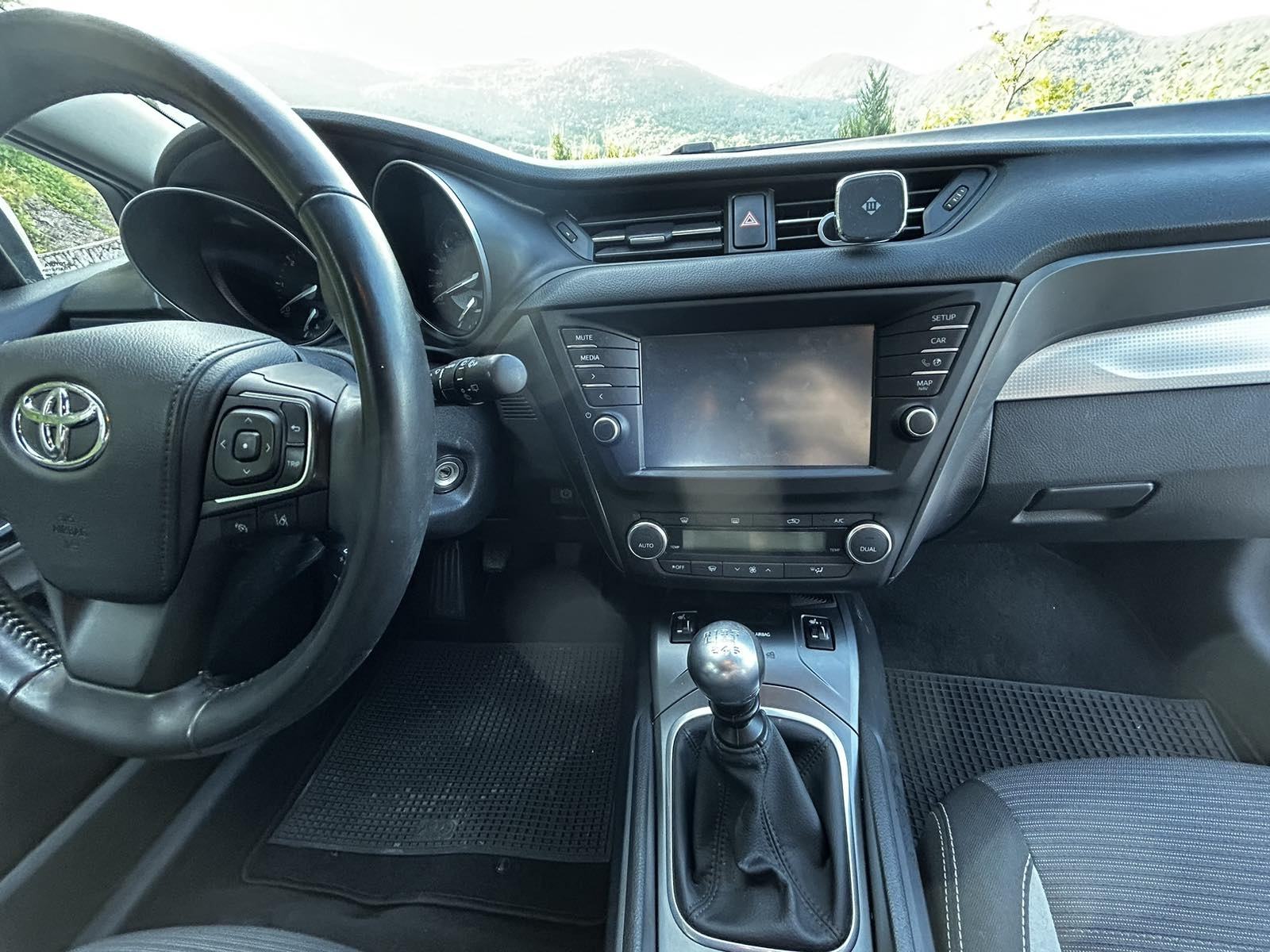 Toyota Avensis Wagon 2,0, fotografija 14