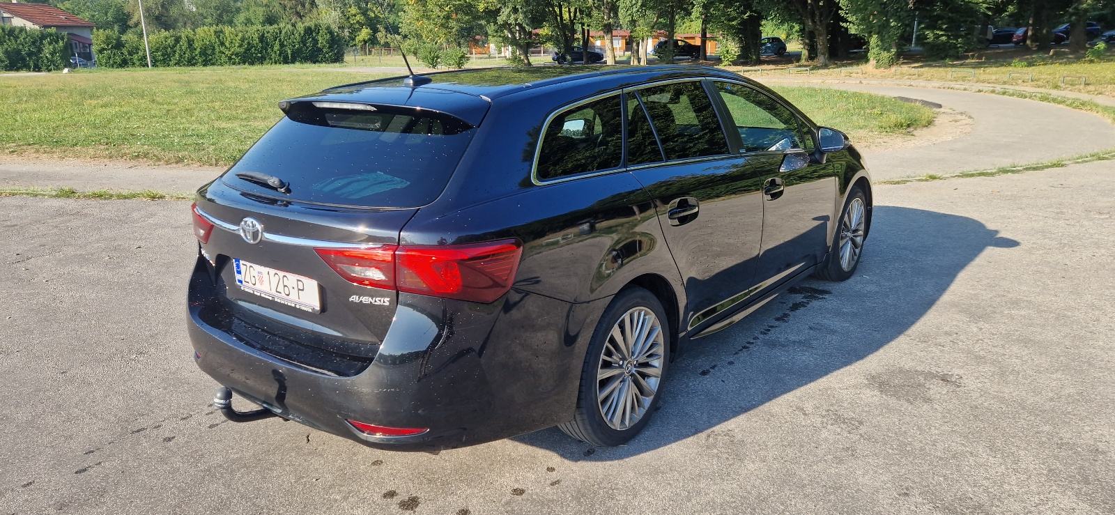 Toyota Avensis Wagon 2,0, pogled izvana - slika 2