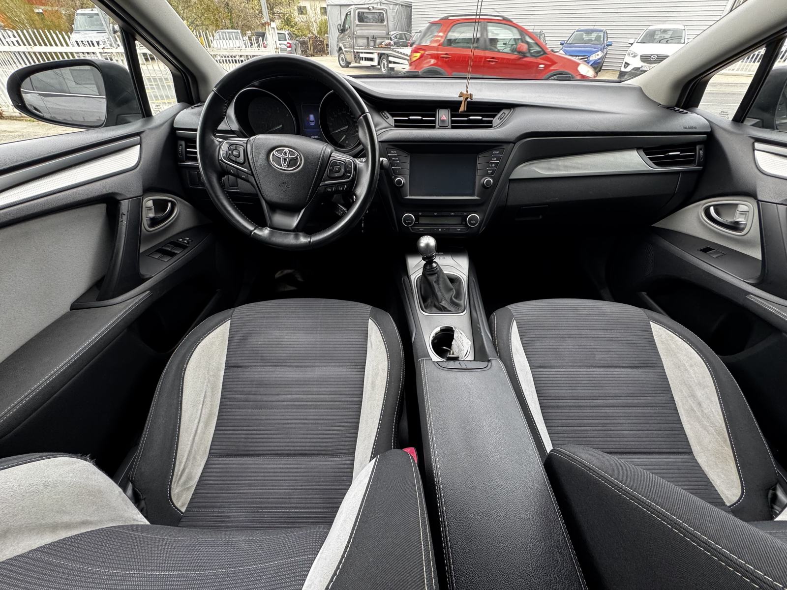 Toyota Avensis Wagon 2,0d4d””2016god””Na ime kupca””Jamstvo 12 mj””, fotografija 7