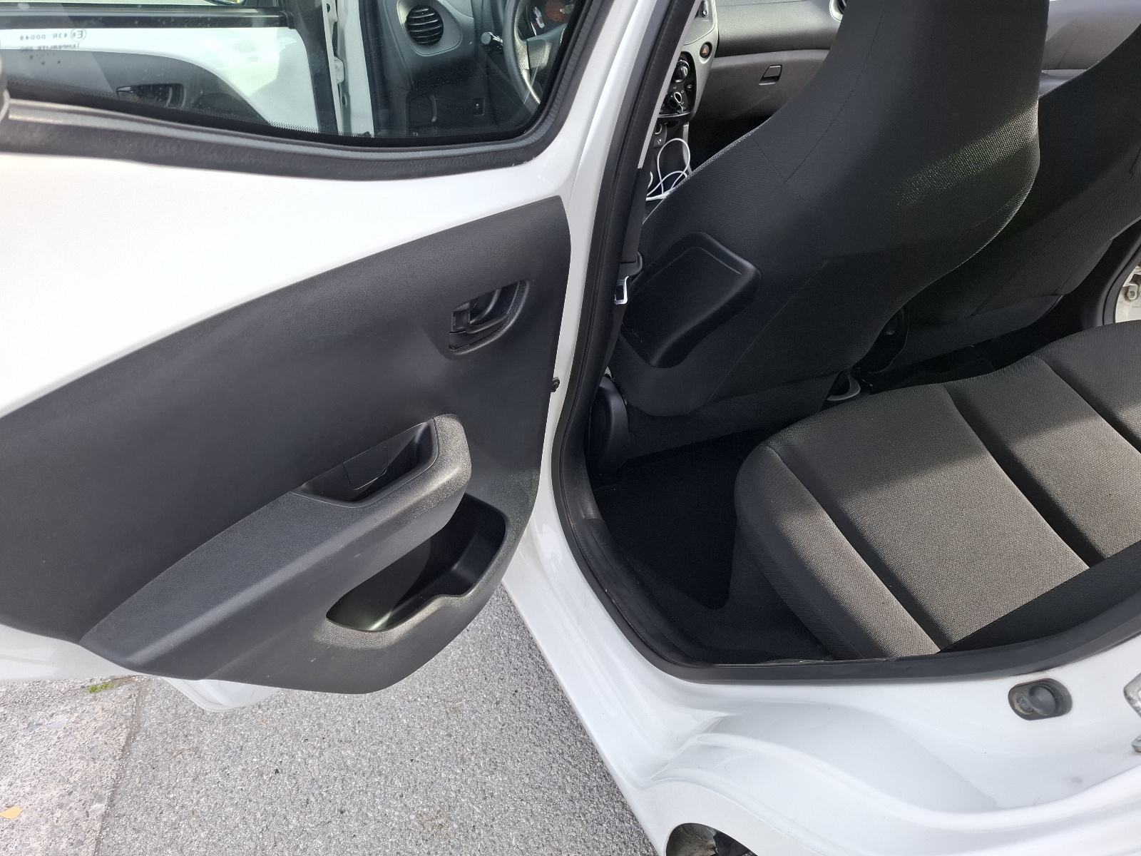 Toyota Aygo 1,0, 8750 eu, fotografija 11