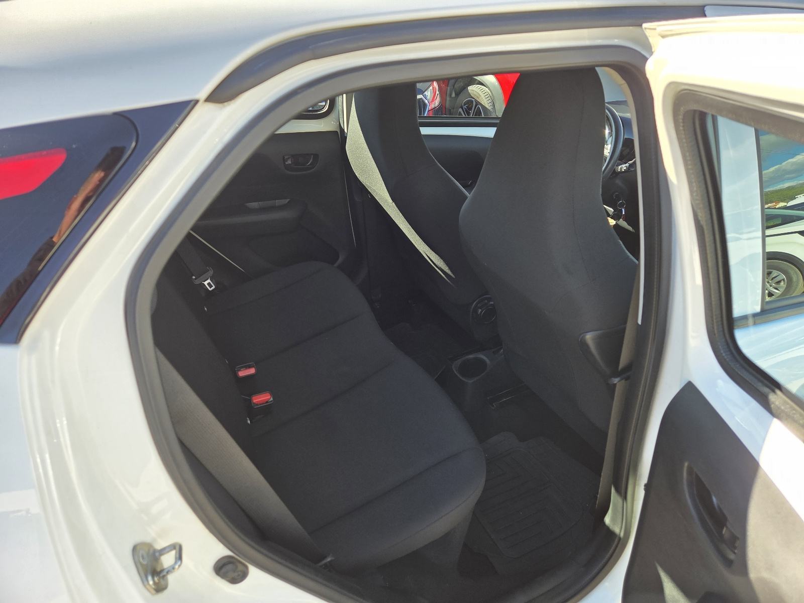 Toyota Aygo 1,0 VVT-i x, fotografija 8