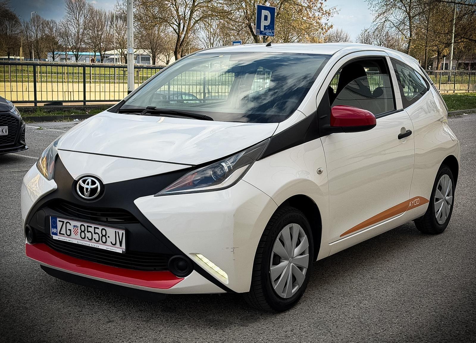 Toyota Aygo 1,0. 2015g, fotografija 6