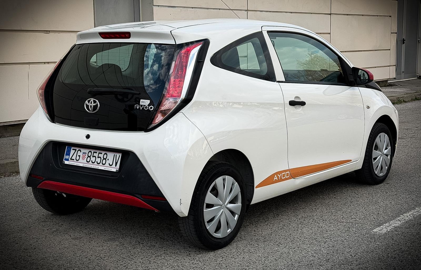 Toyota Aygo 1,0. 2015g, fotografija 3