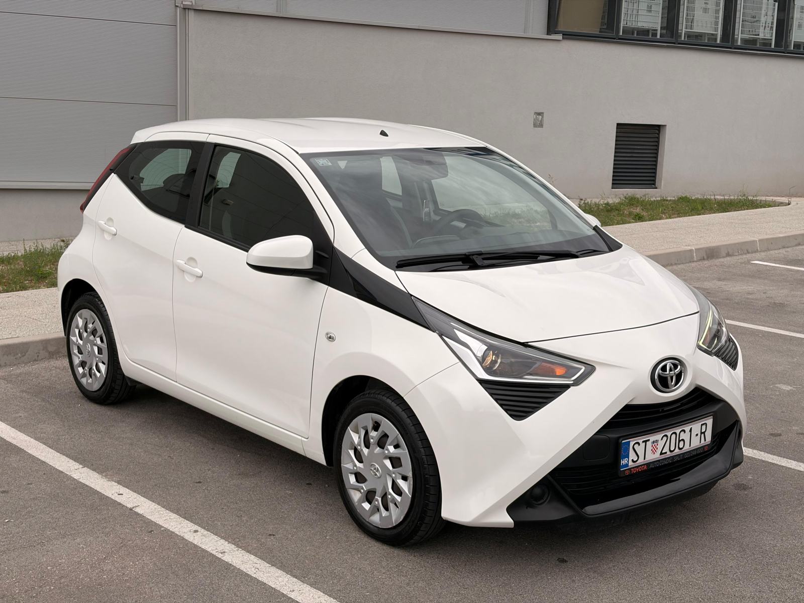 Toyota Aygo 1,0, fotografija 3