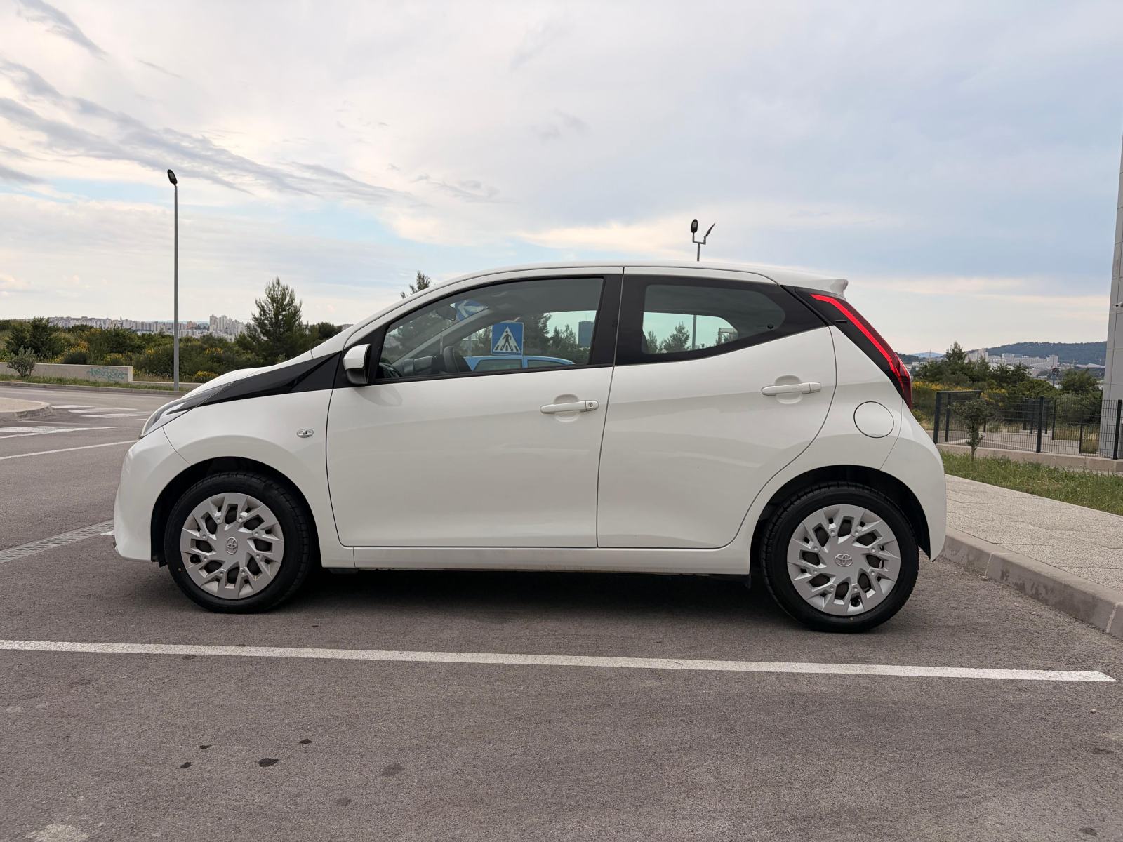 Toyota Aygo 1,0, fotografija 7
