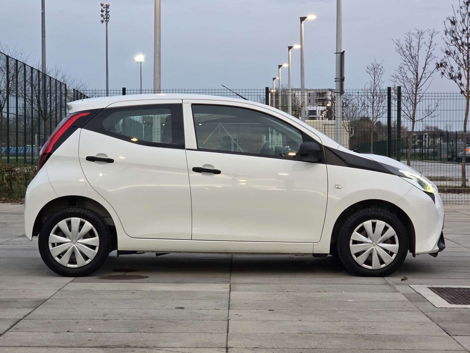 Toyota Aygo 1.0 vvt-i 2019g 132.000km! NIJE UVOZ!, fotografija 4
