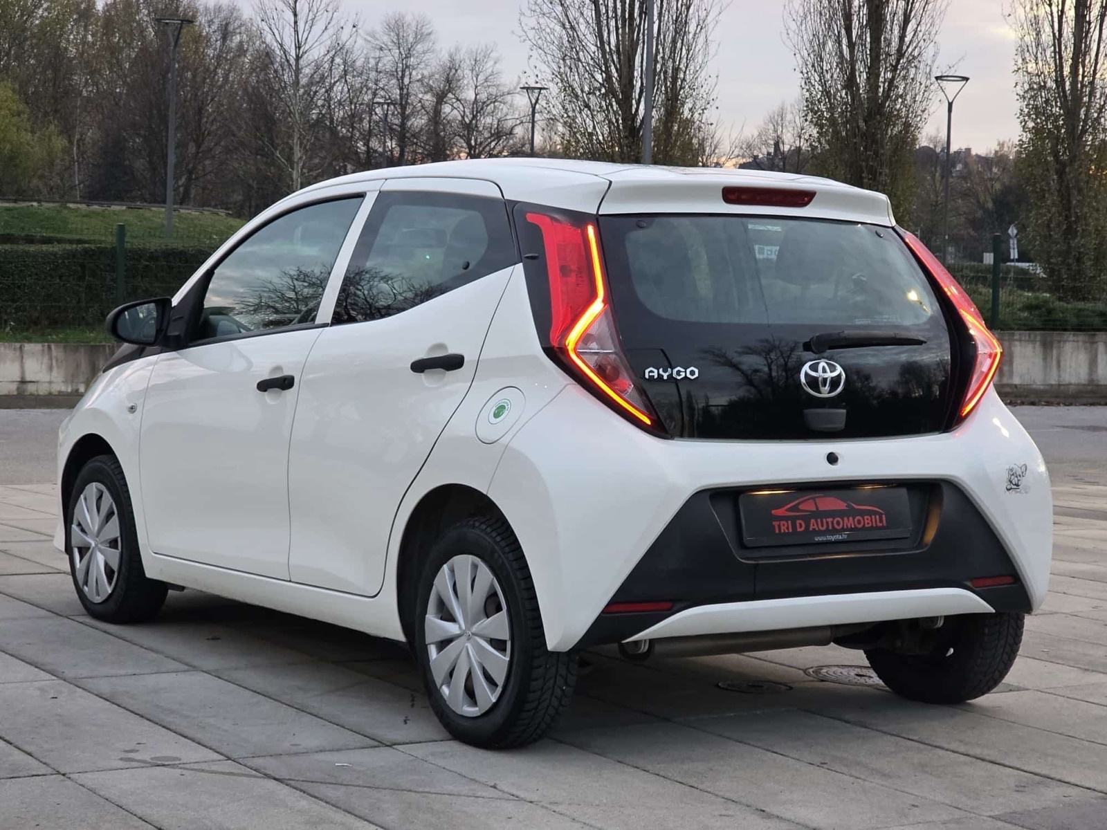 Toyota Aygo 1.0 vvt-i 2019g 132.000km! NIJE UVOZ!, fotografija 8