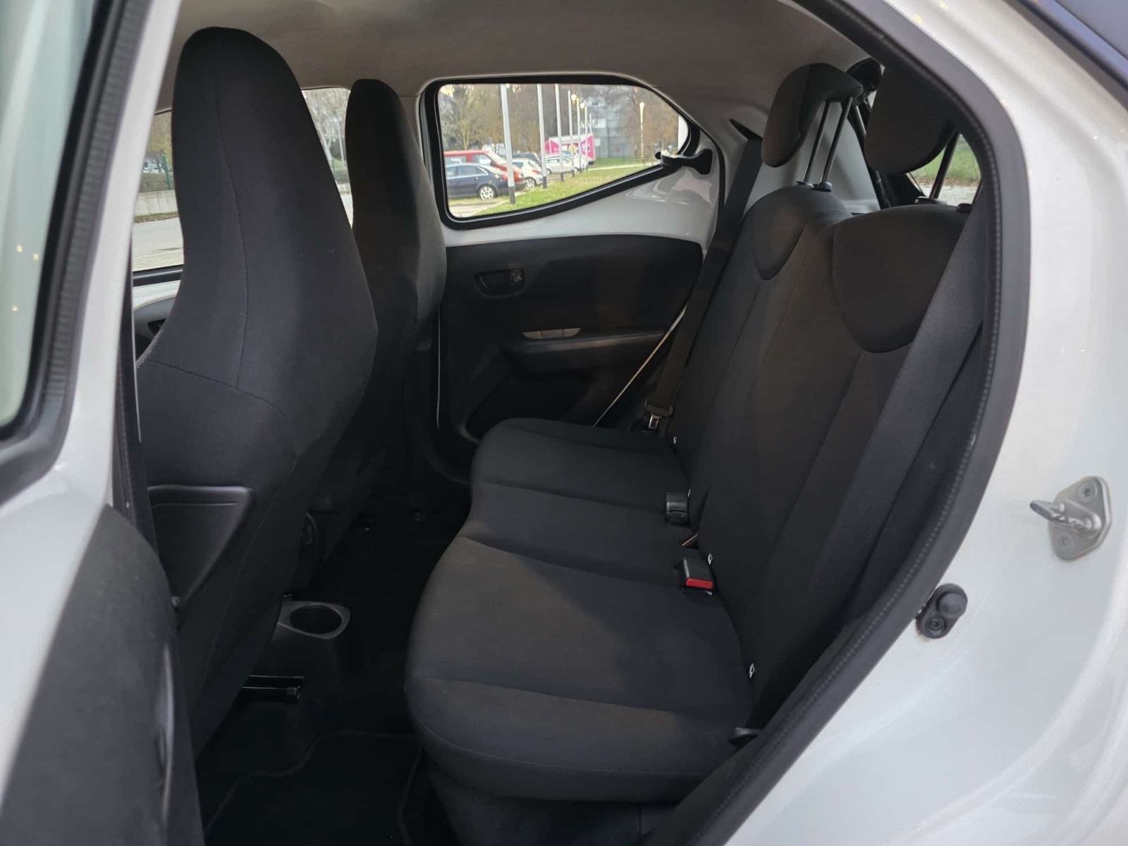 Toyota Aygo 1.0 vvt-i 2019g 132.000km! NIJE UVOZ!, fotografija 11