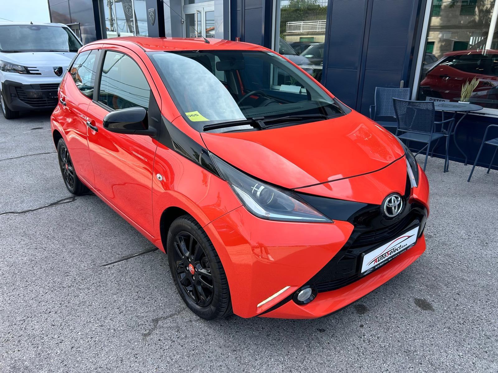 Toyota Aygo 1,0 VVT-i - 90.000KM - 2014 - GARANCIJA - TOP STANJE!!, fotografija 2