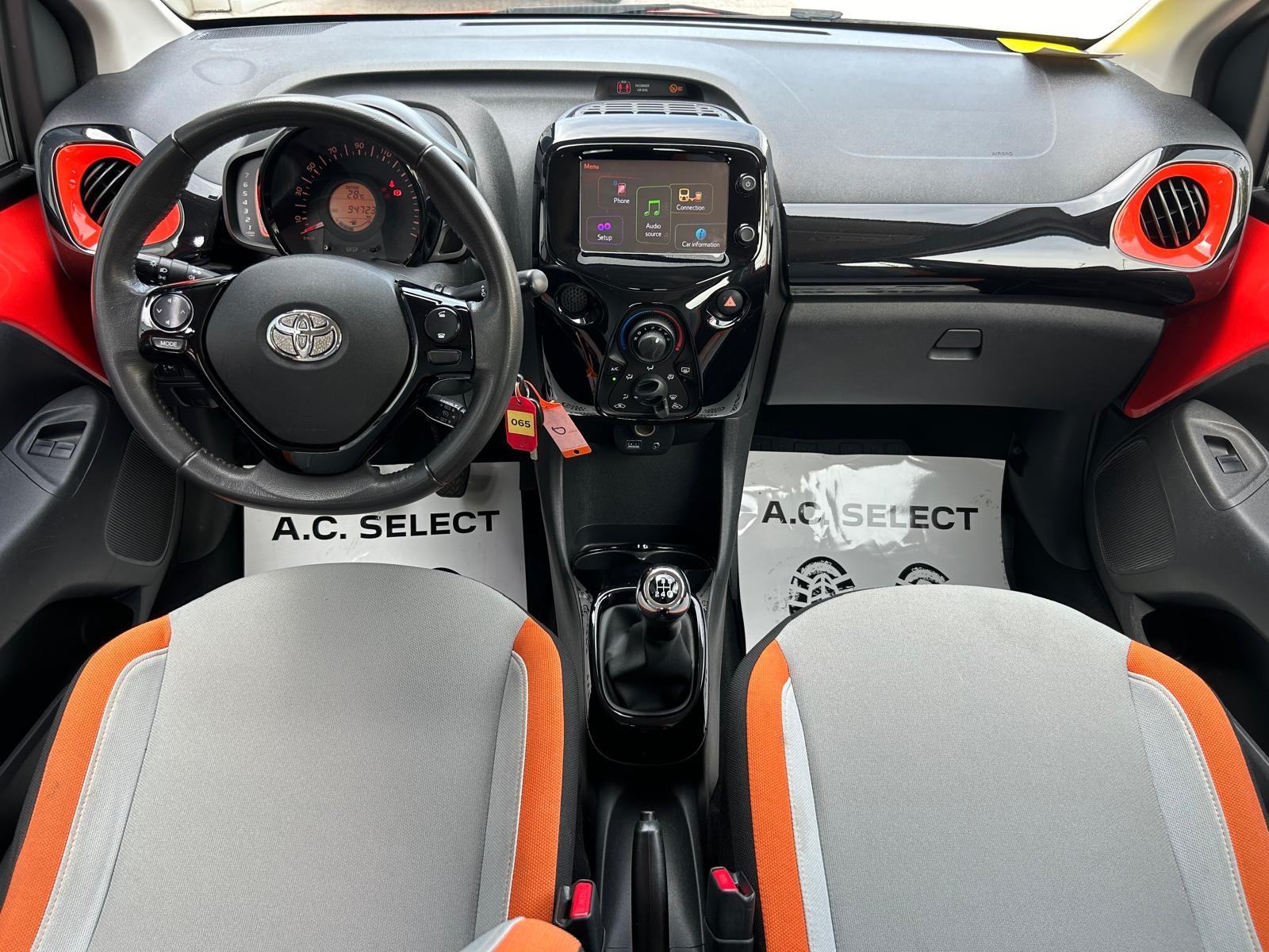 Toyota Aygo 1,0 VVT-i - 90.000KM - 2014 - GARANCIJA - TOP STANJE!!, fotografija 8