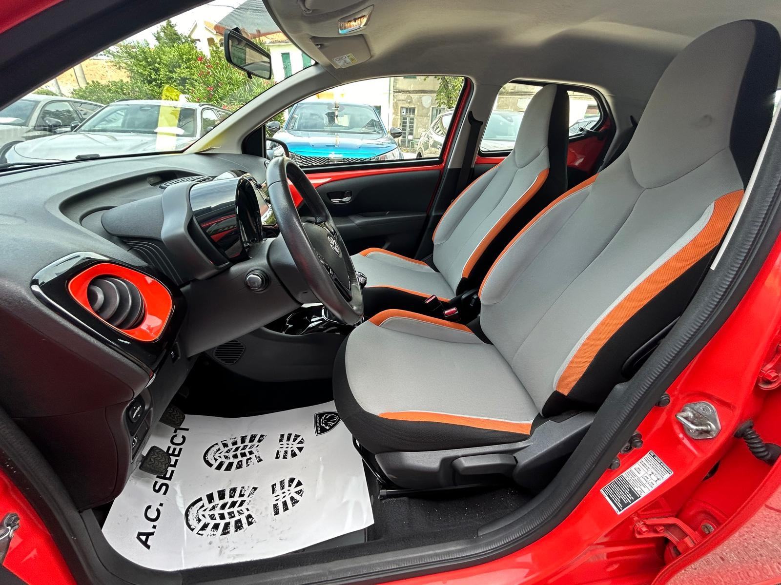 Toyota Aygo 1,0 VVT-i - 90.000KM - 2014 - GARANCIJA - TOP STANJE!!, fotografija 18