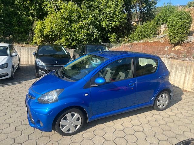Toyota Aygo 1,0 VVT-i Cool, fotografija 6