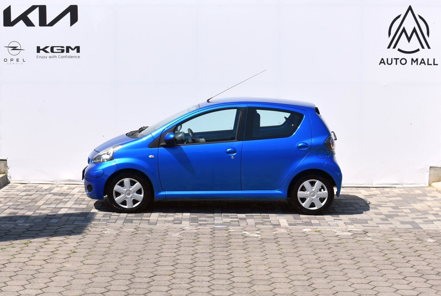 Toyota Aygo 1,0 VVT-i Cool *HR* MALO KM, KLIMA, fotografija 2