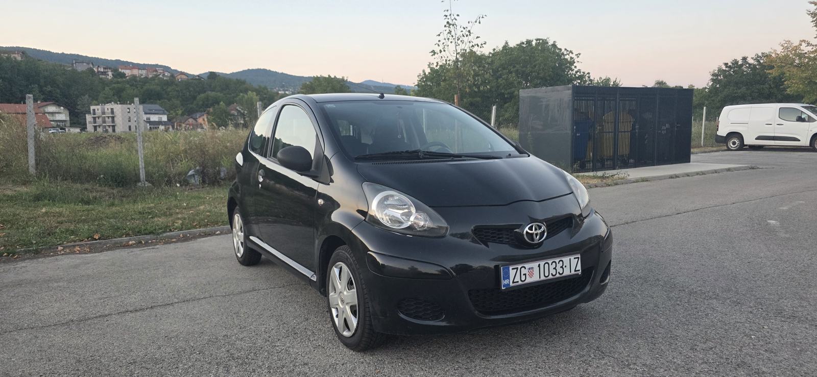 Toyota Aygo 1,0 VVT-i Cool reg. do 07/27, Odlično stanje, fotografija 9