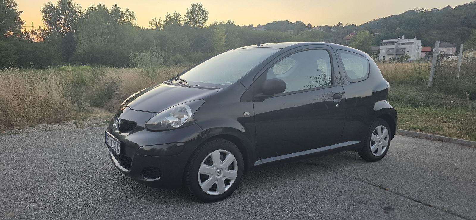 Toyota Aygo 1,0 VVT-i Cool reg. do 07/27, Odlično stanje, pogled izvana - slika 5