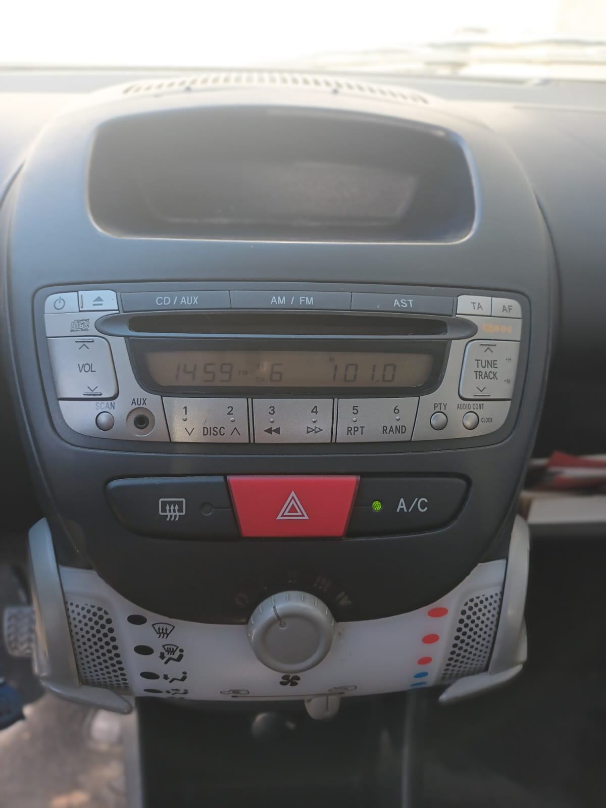 Toyota Aygo 1,0 VVT-i Cool, fotografija 3