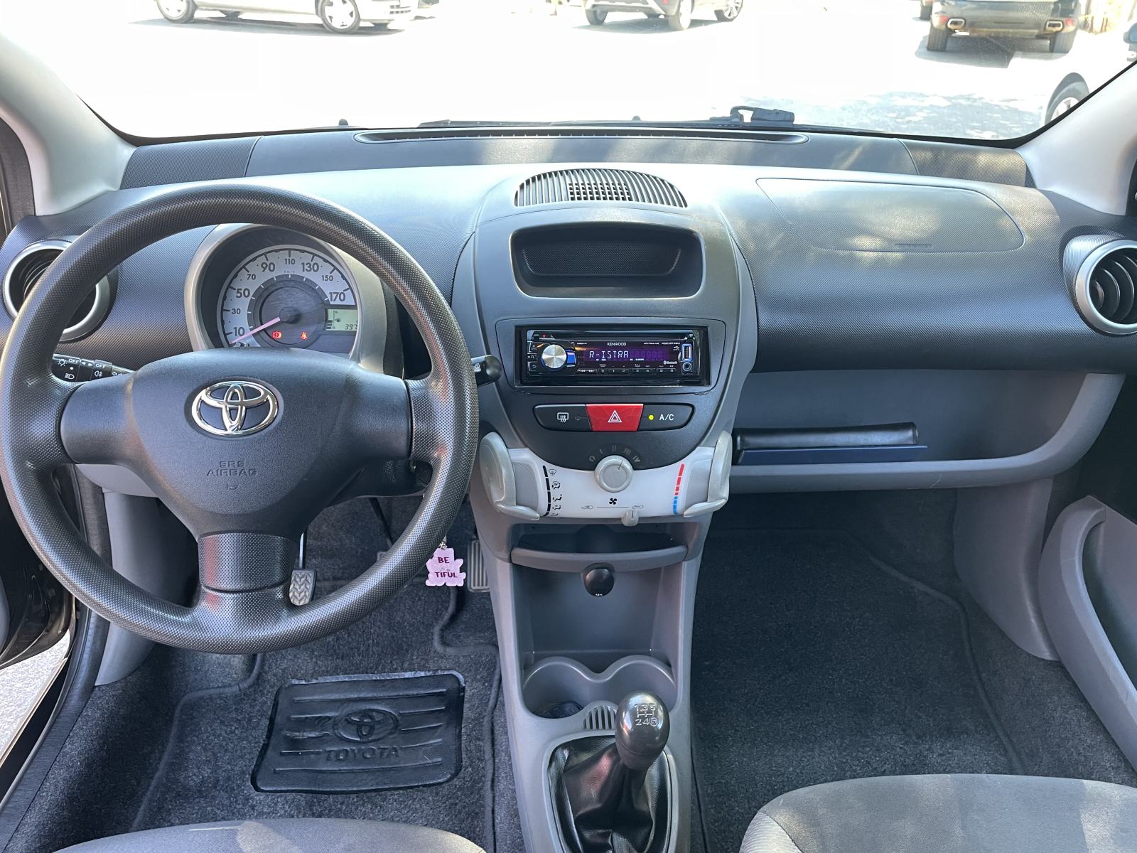 Toyota Aygo 1,0 VVT-i KLIMA, fotografija 11