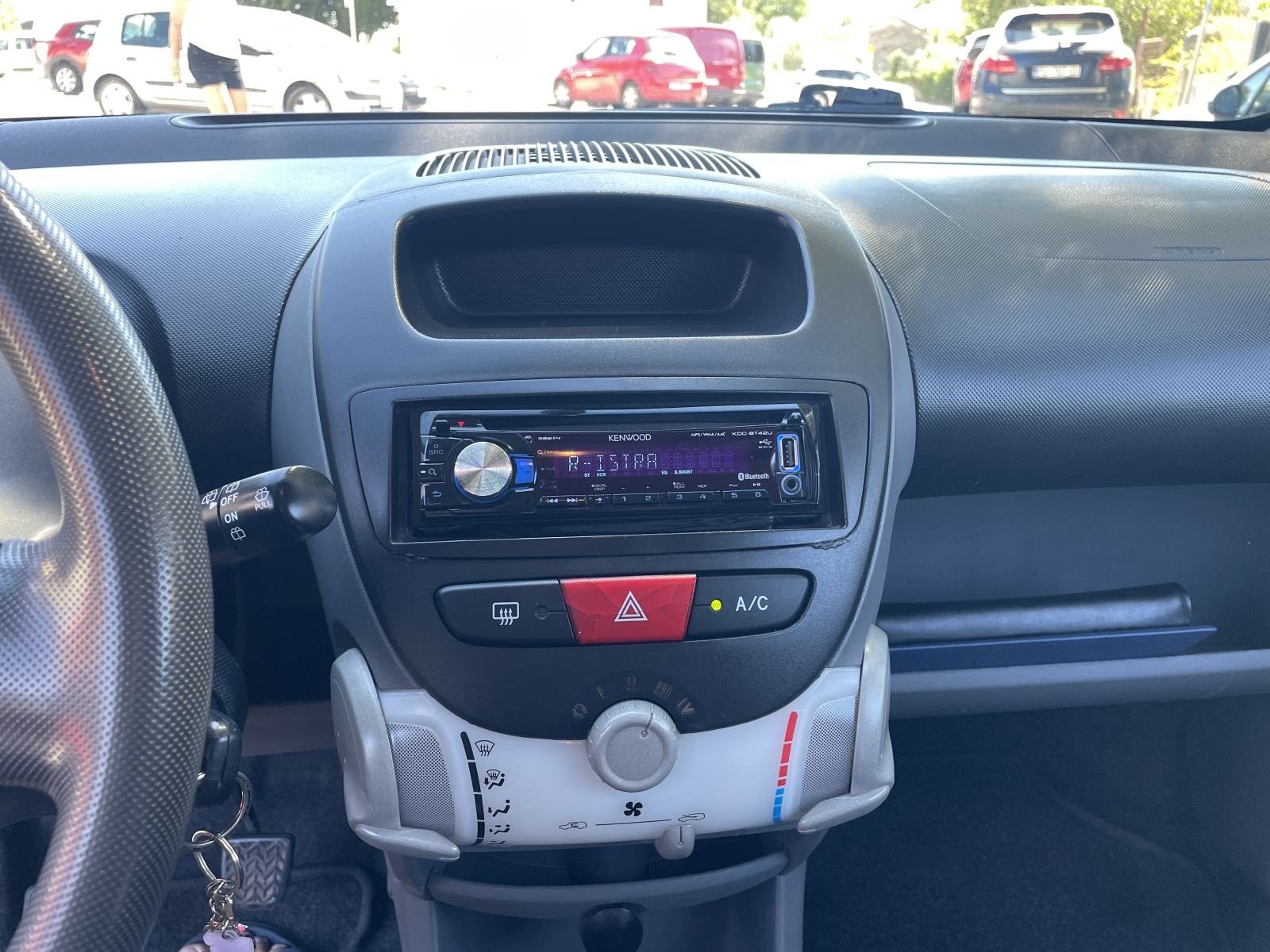 Toyota Aygo 1,0 VVT-i KLIMA, fotografija 12