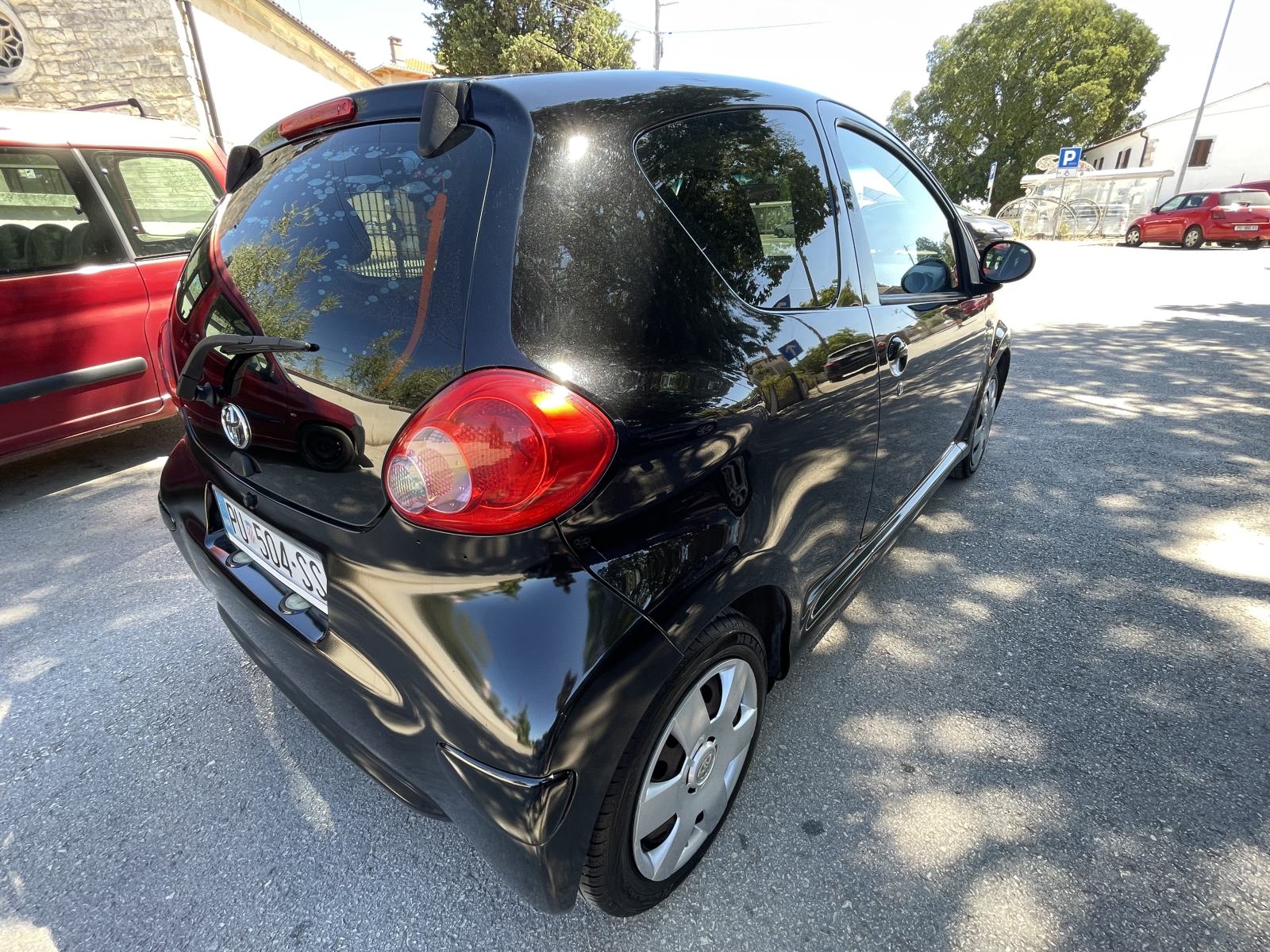 Toyota Aygo 1,0 VVT-i KLIMA, fotografija 4