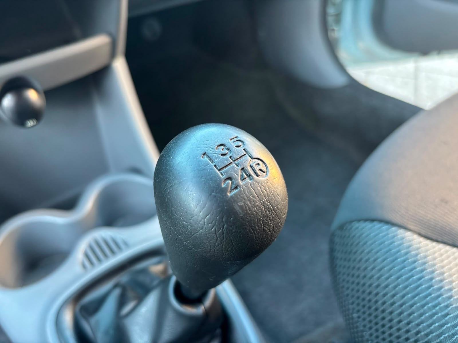 Toyota Aygo 1.0 VVT-i, kupljena u HR., samo 96ooo kilometara, klima, fotografija 14