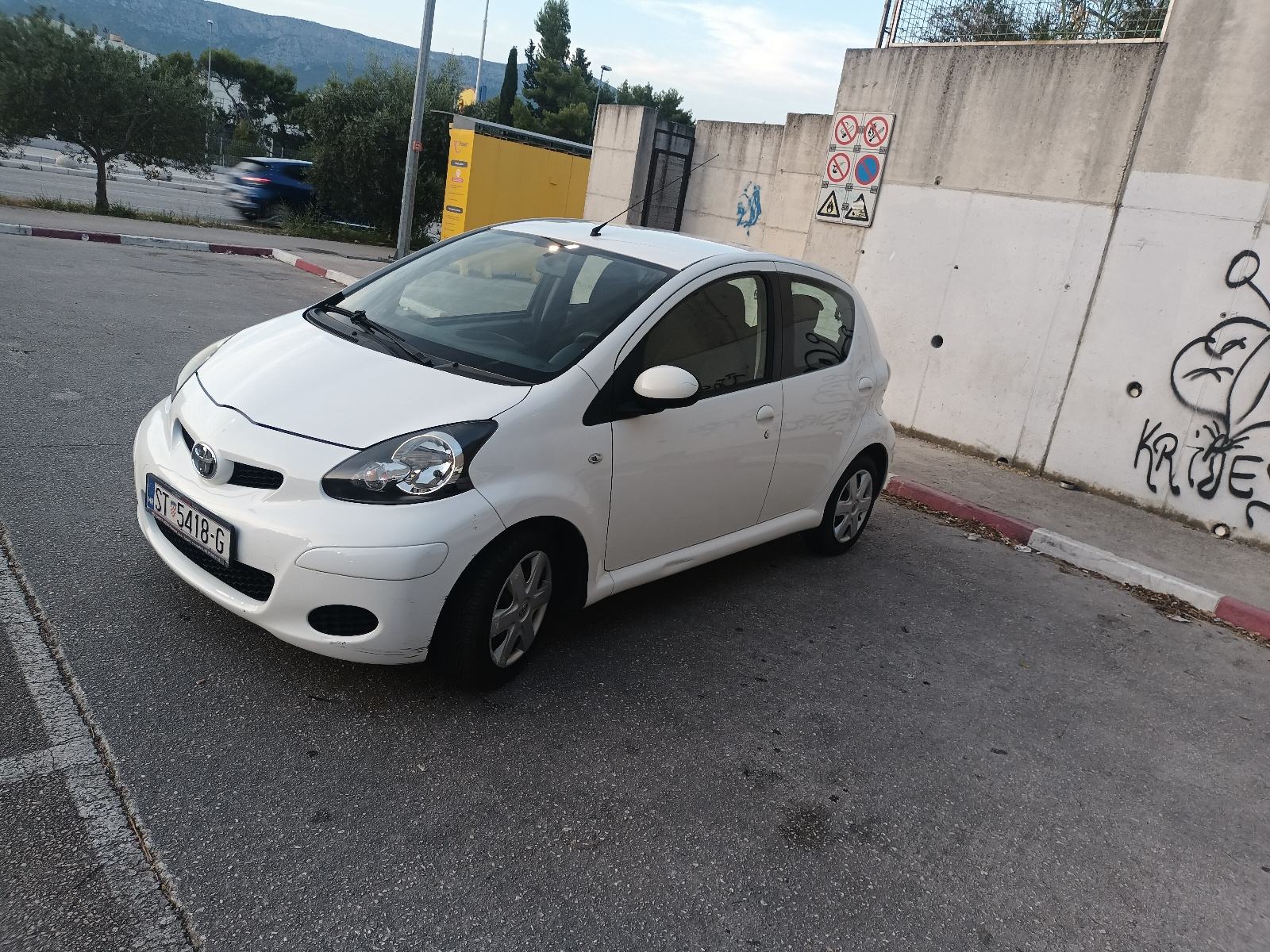 Toyota Aygo 1,0 VVT-i, fotografija 1
