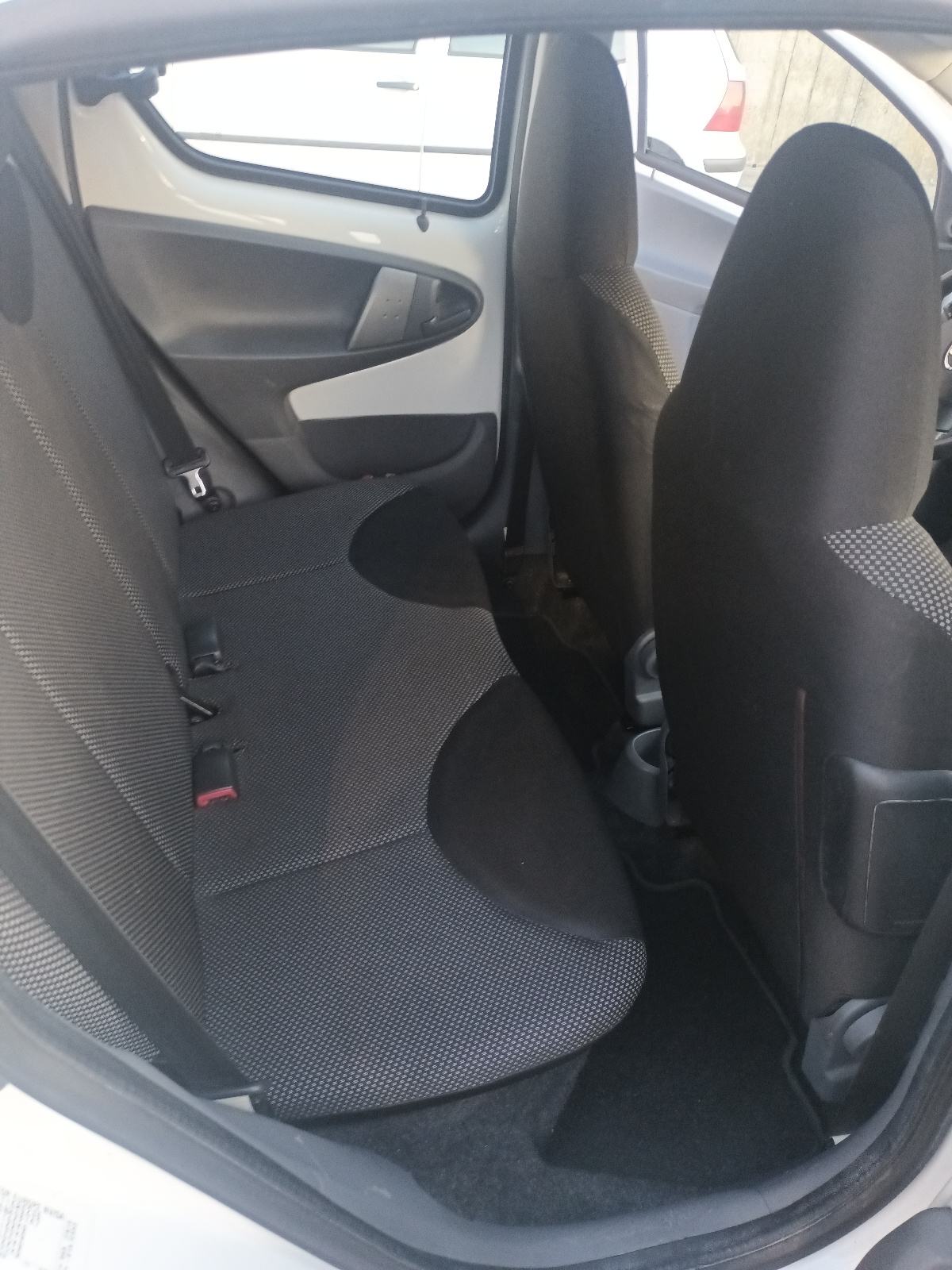 Toyota Aygo 1,0 VVT-i, fotografija 7