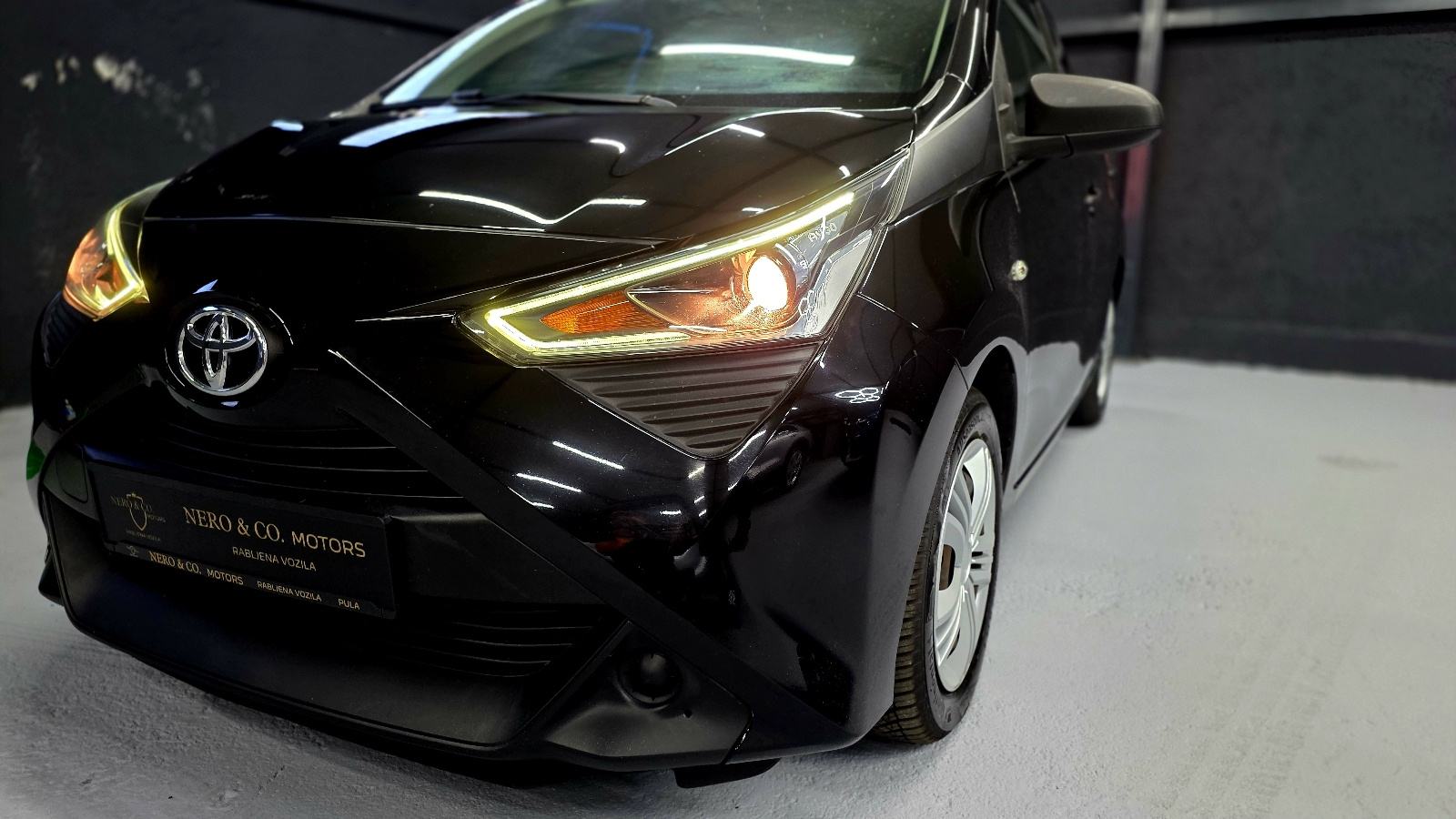 Toyota Aygo 1,0 VVT X-FUN/72ks/2022/LEASING 0% UČEŠĆA/LED/PDV, fotografija 7