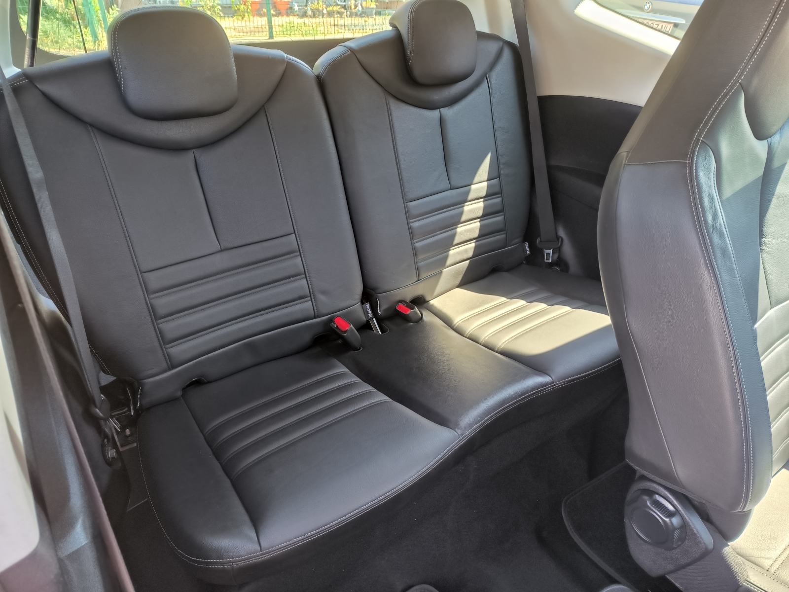 Toyota Aygo 1,0 VVT-i x-play, SERVISNA, JAMSTVO, REG. 1 GODINU, fotografija 15